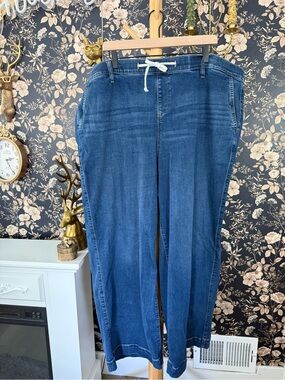 torrid Classic Straight-Leg Jeans in Deep Blue Wash